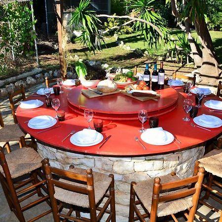 Villa Sitges El Ranch Amaizing Outdoor Areas Beaches At 5 Minutes Walk Sitges At 15 Min Drive Ac Pool Jacuzzi & Garden Xxl Calafell Eksteriør billede