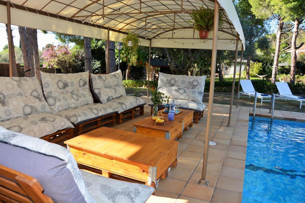 Villa Sitges El Ranch Amaizing Outdoor Areas Beaches At 5 Minutes Walk Sitges At 15 Min Drive Ac Pool Jacuzzi & Garden Xxl Calafell Eksteriør billede