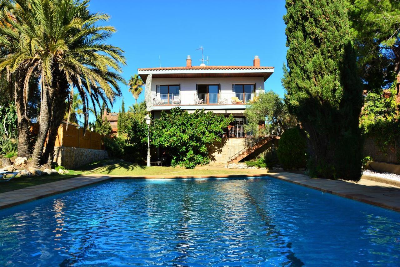 Villa Sitges El Ranch Amaizing Outdoor Areas Beaches At 5 Minutes Walk Sitges At 15 Min Drive Ac Pool Jacuzzi & Garden Xxl Calafell Eksteriør billede