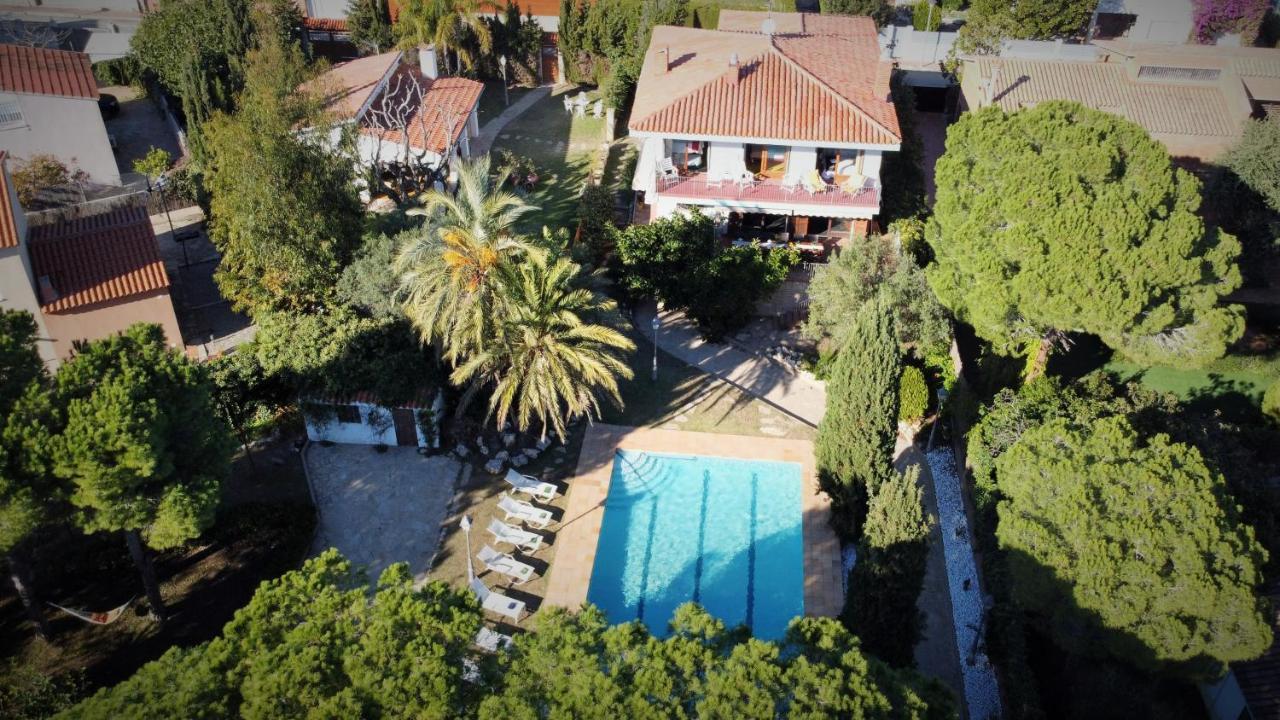 Villa Sitges El Ranch Amaizing Outdoor Areas Beaches At 5 Minutes Walk Sitges At 15 Min Drive Ac Pool Jacuzzi & Garden Xxl Calafell Eksteriør billede